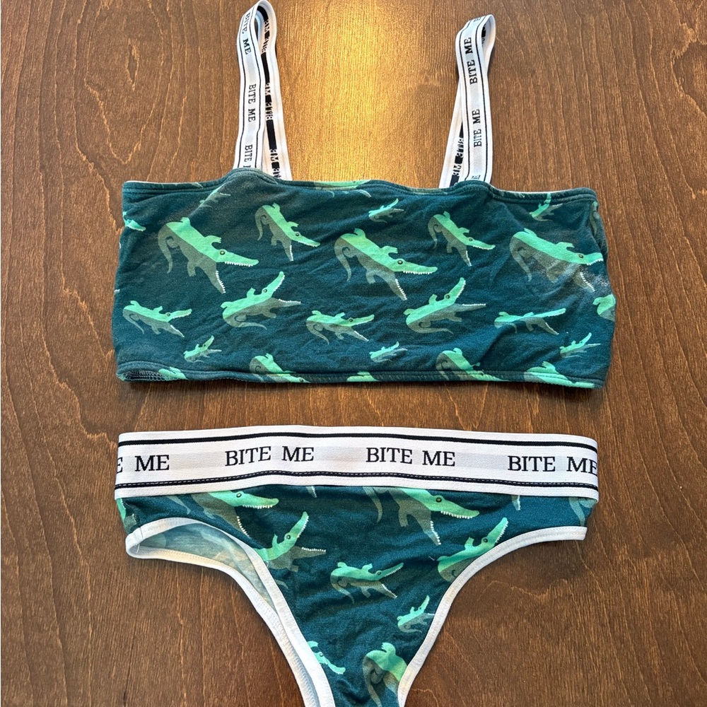 POP UNDERWEAR “Bite Me” Print Bra and panties Set